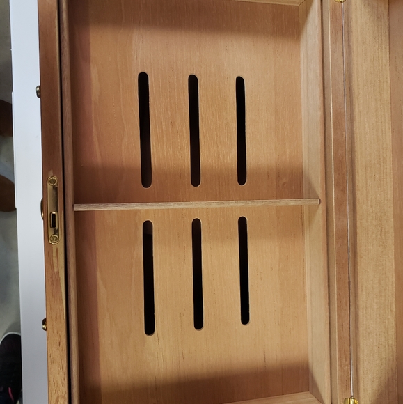 Humidor - Picture 3 of 6